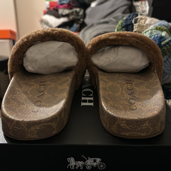 Coach Signature Pool Side Slides - Picture 4 of 5
